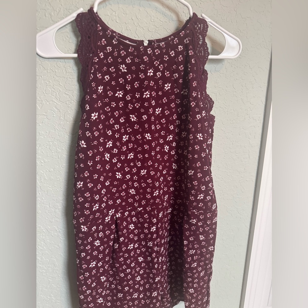 Art Class Burgundy Floral Top